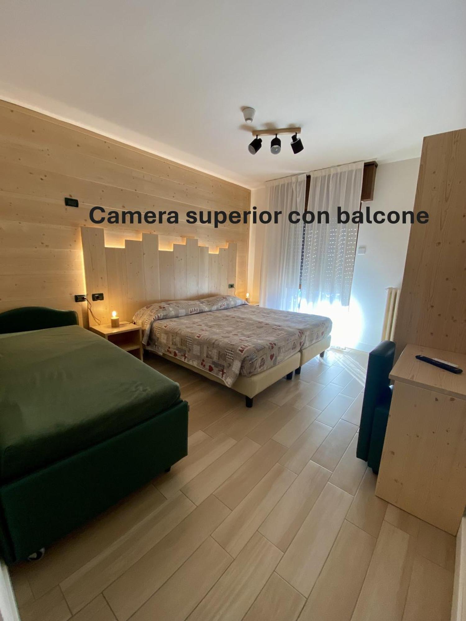 Hotel Sciatori 3 Stelle Superior 테무 외부 사진