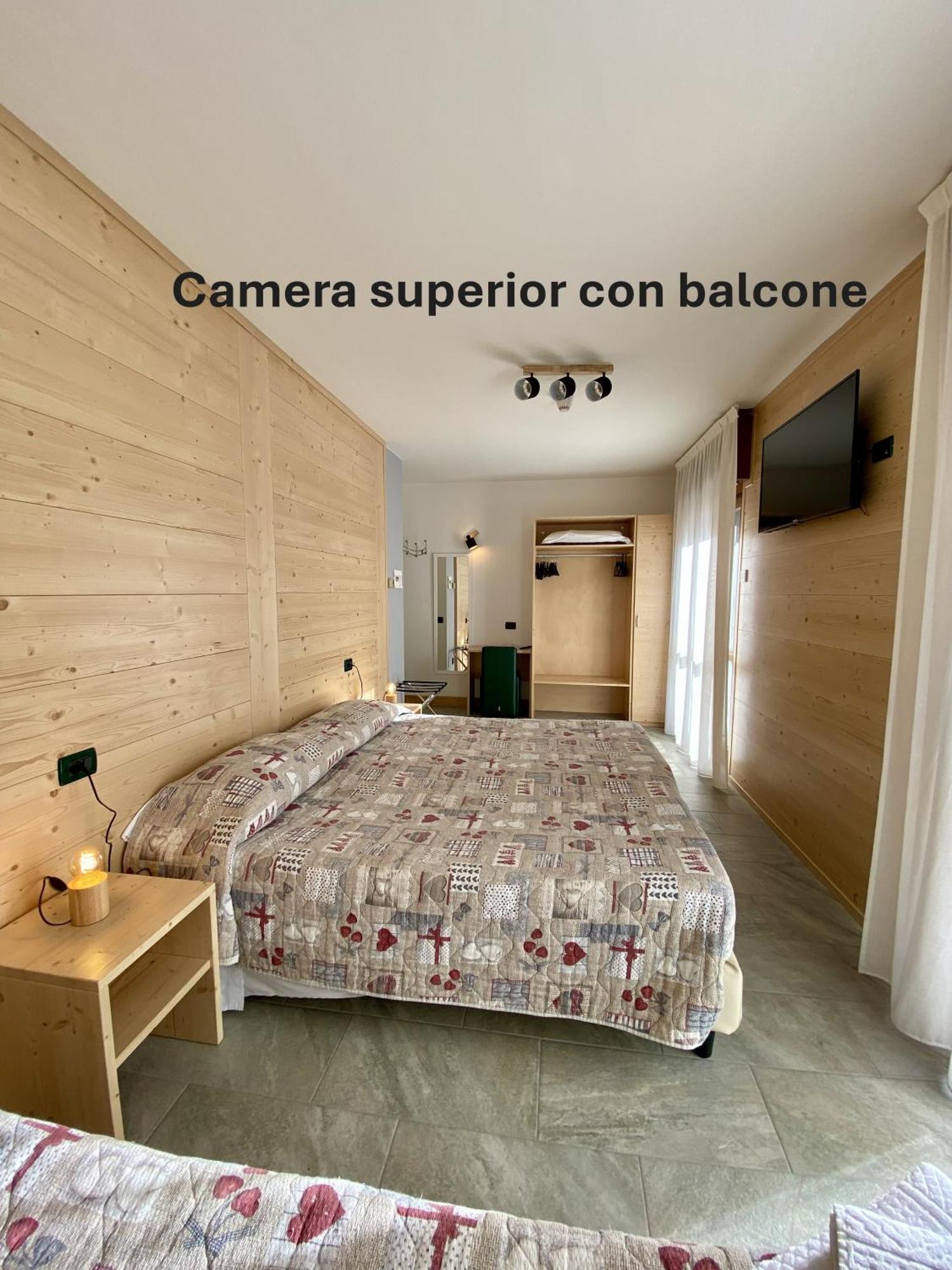 Hotel Sciatori 3 Stelle Superior 테무 외부 사진