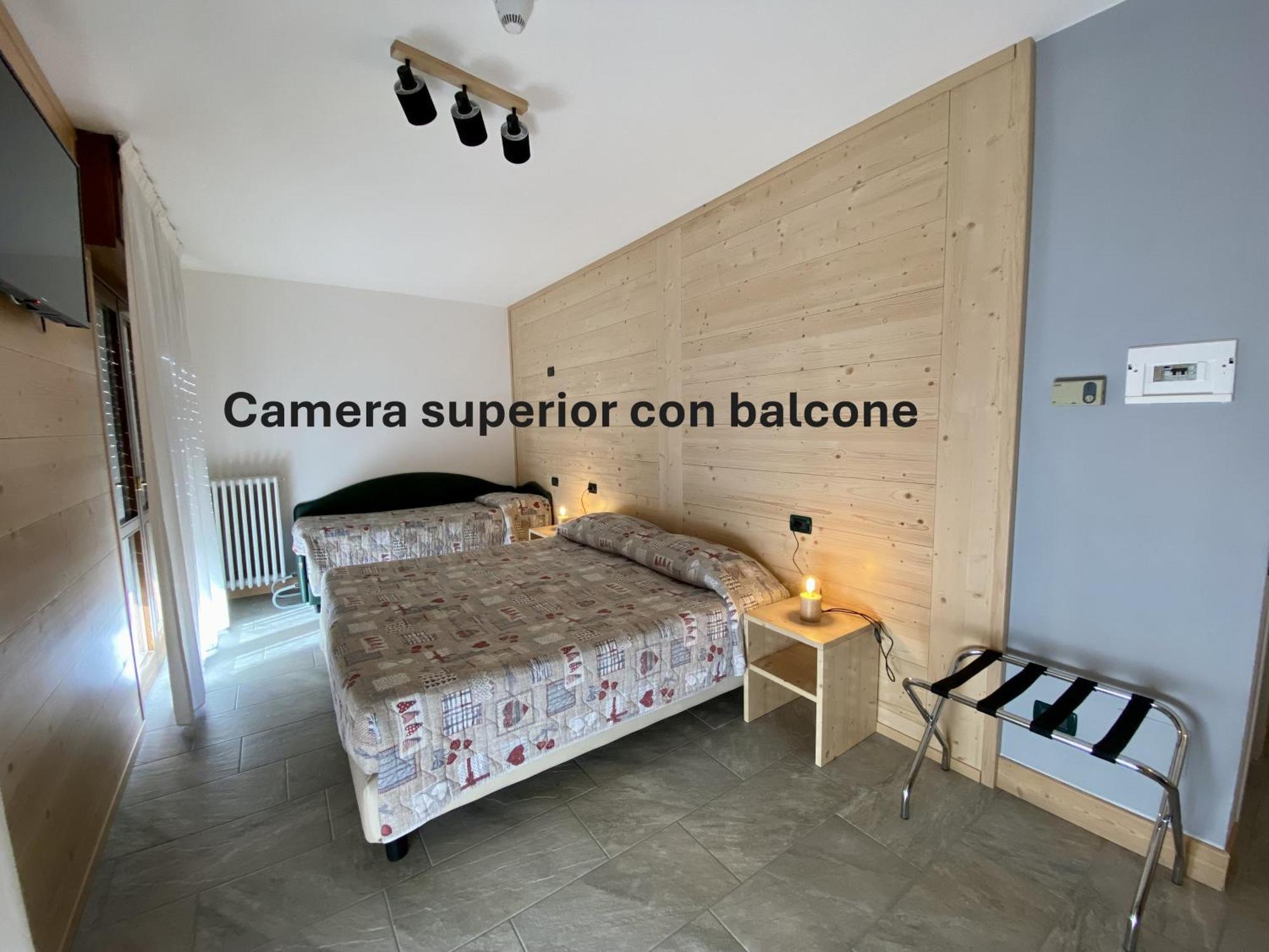 Hotel Sciatori 3 Stelle Superior 테무 외부 사진
